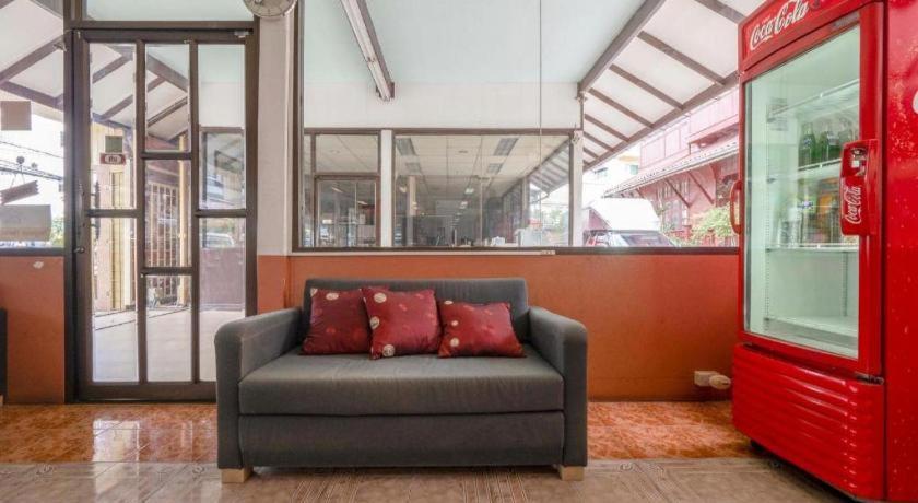 Oyo 1089 Baan Boran Otel Bangkok Dış mekan fotoğraf
