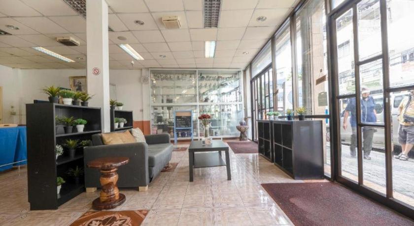 Oyo 1089 Baan Boran Otel Bangkok Dış mekan fotoğraf